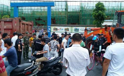 北海市一工程项目被指违法违规、拖欠工程款起冲突
