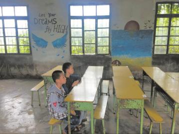 ��Сѧ����6��ѧ���޷����� У��:ֻ��ѧ��̫��