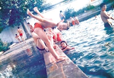 ����Ա�¶��߿�����600��� ���컹�����״�绰