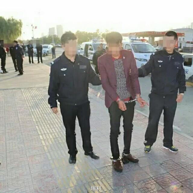 ����һŮ�ӳ˺ڳ���˾����ͬ���ּ� 6�ӷ�ȫ����ץ��