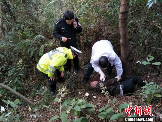 �Ĵ�����һ�γ�׹��15�׸�ɽ����ȼ˾���漣����